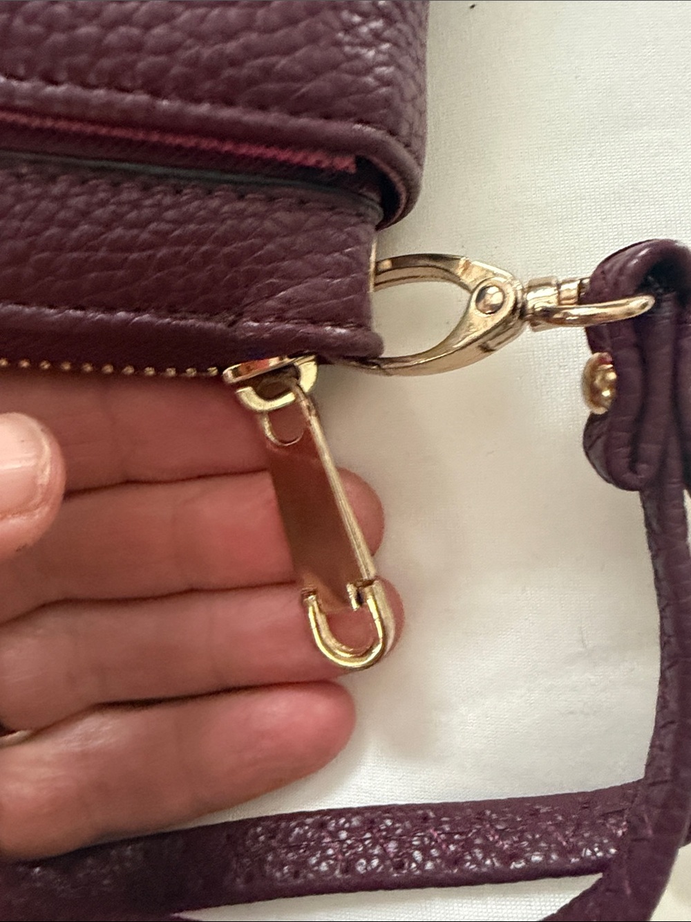 MICHAEL Michael Kors Wine Pebbled Leather Wristlet Card Holder - Picture 8 of 8
